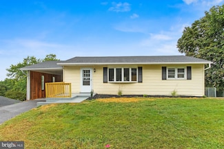 8975 Tomstown Rd, Waynesboro, PA 17268