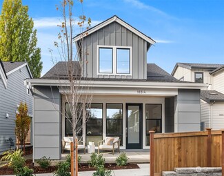 10314 135th (Hs 6) Cir NE, Kirkland, WA 98033