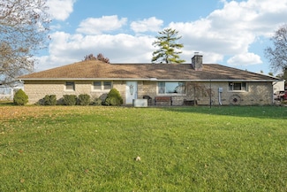 890 Murnan Rd, Galloway, OH 43119