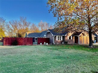 301 Gibson St, Coffeyville, KS 67337