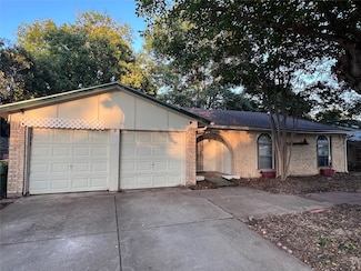 6904 Echo Hill Dr, Watauga, TX 76148
