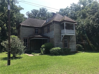 1002 Dartmouth St, Brunswick, GA 31520
