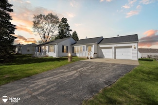 7309 N Genesee Rd, Genesee, MI 48437