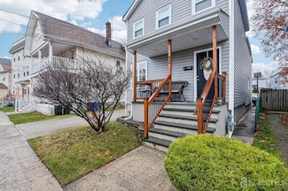 92 W Cherry St, Rahway, NJ 07065