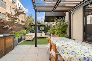 131 Devoe St Unit 2C, Brooklyn, NY 11211
