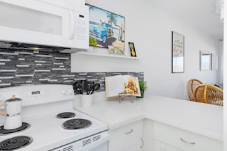 1063 Lower Main St Unit 207, Wailuku, HI 96793