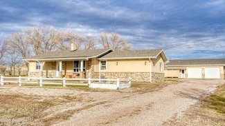 212 Bertha Rd, Moorcroft, WY 82721