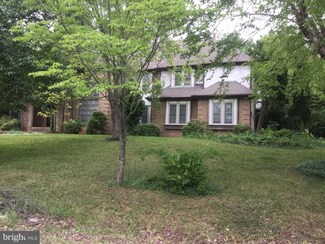 12664 Braddock Farms Ct, Clifton, VA 20124