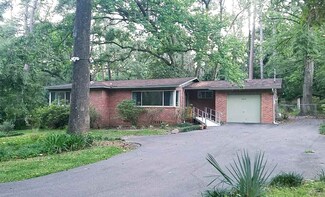 2006 W Indianhead Dr, Tallahassee, FL 32301