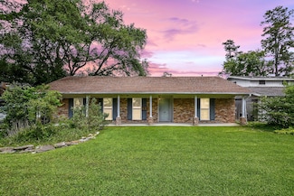 5423 Willow Creek Way, Houston, TX 77017
