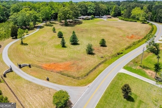 1050 Denton Rd, Douglasville, GA 30134