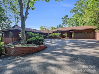 1836 Carolina Dr, Tryon, NC 28782
