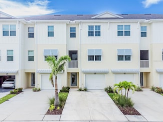 9913 Key Haven Rd, Seminole, FL 33777