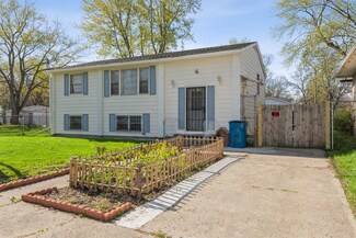 1135 E 32nd Ct, Gary, IN 46409