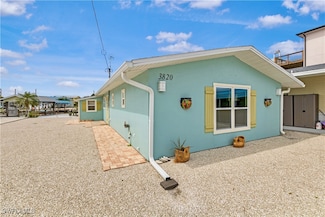3820 Coconut Dr, Saint James City, FL 33956