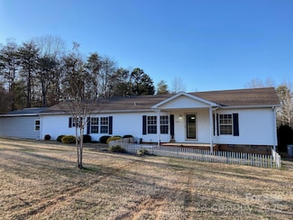 5946 E Nc 150 Hwy, Denver, NC 28037