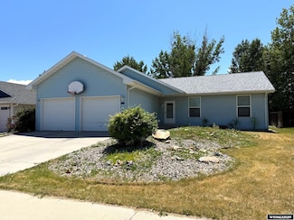 2253 W Basin St, Wheatland, WY 82201