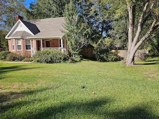 2430 Barnes Crossing Rd, Saltillo, MS 38866