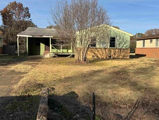 1640 Buxton Rd, Memphis, TN 38116