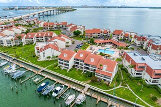 132 1st St E Unit 105, Saint Petersburg, FL 33715