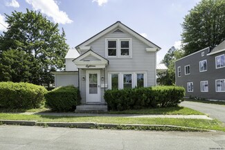 18 Washington Ave, Waterford, NY 12188