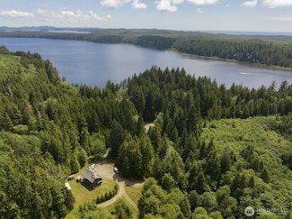 20860 Hoko Ozette Rd, Clallam Bay, WA 98326