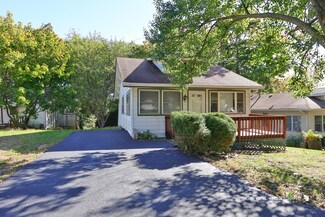35565 N Everett Ave, Ingleside, IL 60041