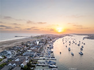 1204 E Balboa Blvd, Newport Beach, CA 92661