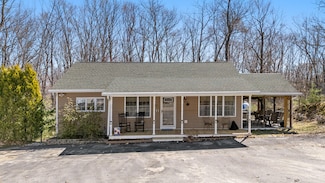 214 Gore Rd, Naples, ME 04055