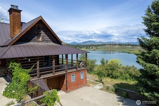 132 Twin Lakes Rd, Winthrop, WA 98862