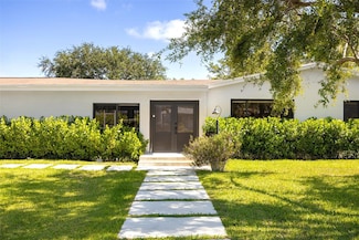 8401 SW 142nd St, Palmetto Bay, FL 33158