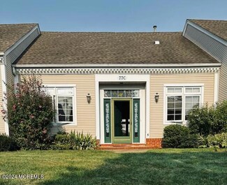 77 Winthrop Rd Unit C, Monroe Township, NJ 08831