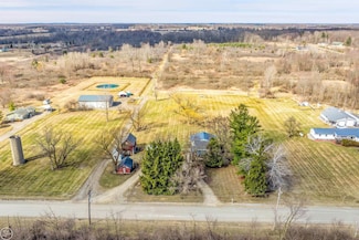 15594 Bryce Rd, Capac, MI 48014
