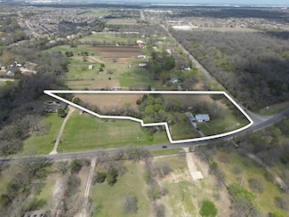 1505 W Main St, Lancaster, TX 75146