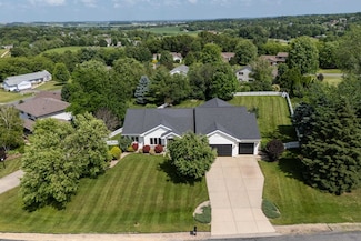 8601 Stonebrook Cir, Middleton, WI 53562