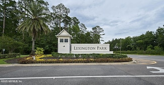 15736 Spotted Saddle Cir, Jacksonville, FL 32218