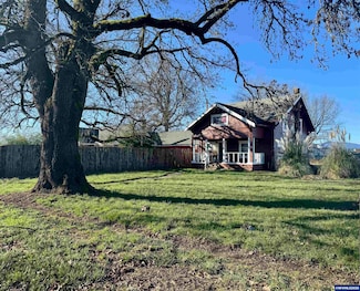 3676 SW 3rd St, Corvallis, OR 97333