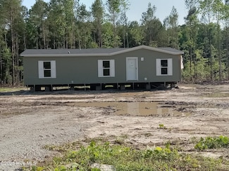 1257 Bill Hooks Rd, Whiteville, NC 28472