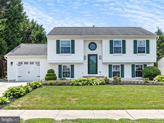 7 Nandina Dr, Newark, DE 19702