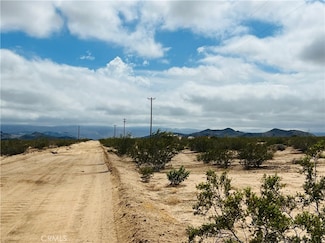 25 Copper Moon Ln, Joshua Tree, CA 92252