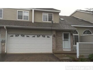 127 127 Primrose Ct, Vadnais Heights, MN 55127