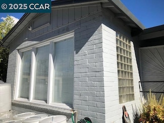 4 Wygal Dr, Martinez, CA 94553