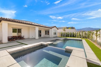 75682 Axis Ct, Palm Desert, CA 92211