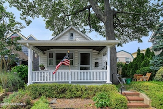 83 Cookman Ave, Ocean Grove, NJ 07756