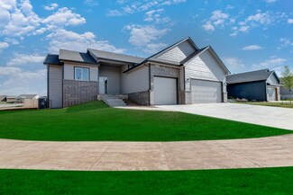 2610 E 48th St N, Wichita, KS 67219