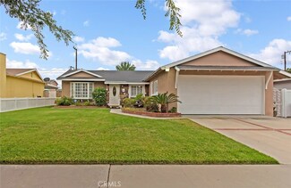 7260 Thunderbird Ln, Stanton, CA 90680