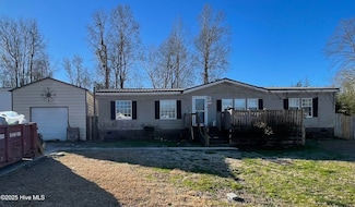 105 Cutlass St, Jacksonville, NC 28546