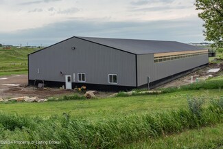 1002 E Broadway St, Dickinson, ND 58601
