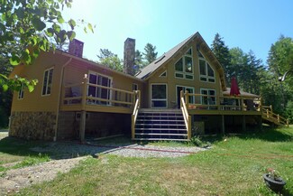 27 Cranberry Rd, Boothbay Harbor, ME 04538