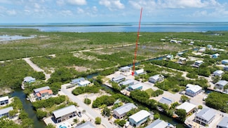 3672 Fox St, Big Pine Key, FL 33043